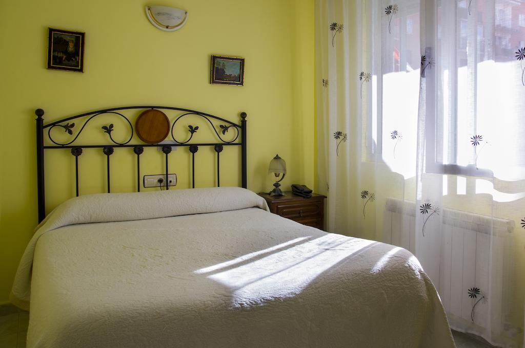 Hostal Algodon Паленсия Экстерьер фото